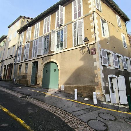 Apartamento Emma - Centre Historique - Parking Privee Auch Exterior foto