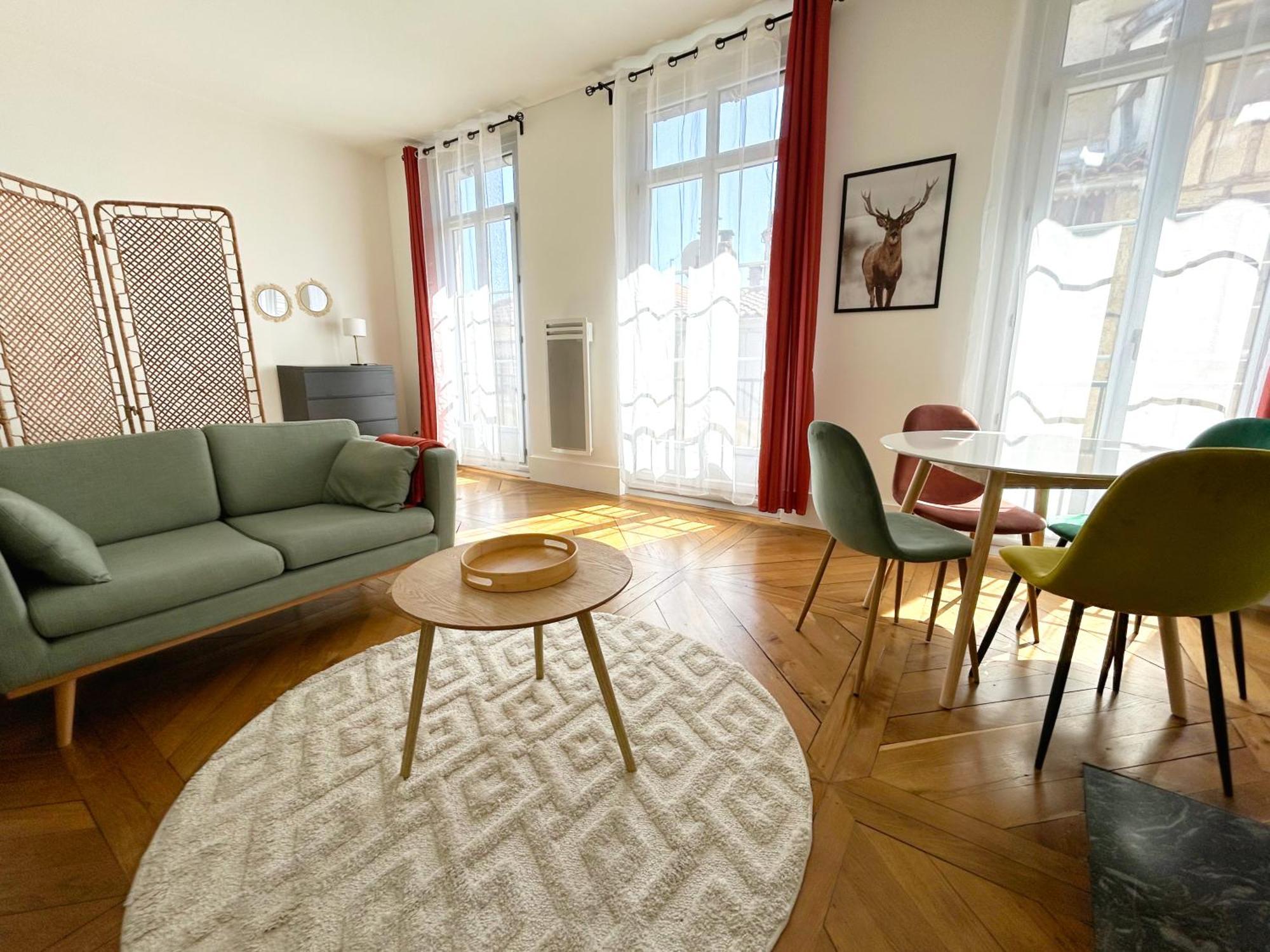 Apartamento Emma - Centre Historique - Parking Privee Auch Exterior foto